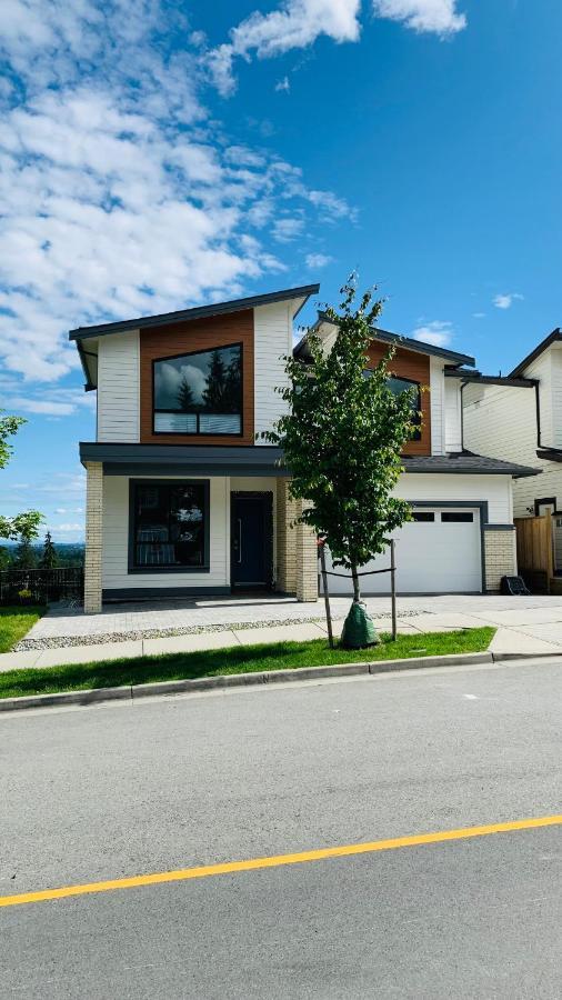 Baycrestone Apartamento Coquitlam Exterior foto